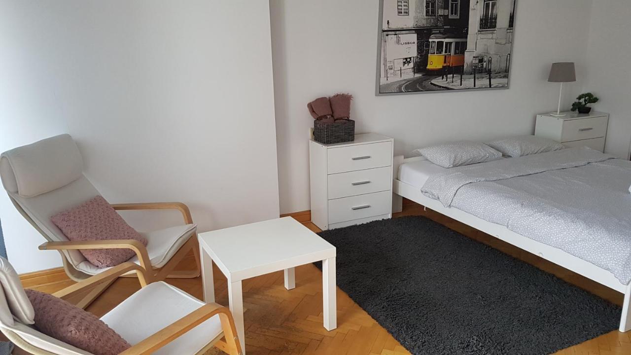 Green Wood Apartament Stara Ochota Varsó Kültér fotó