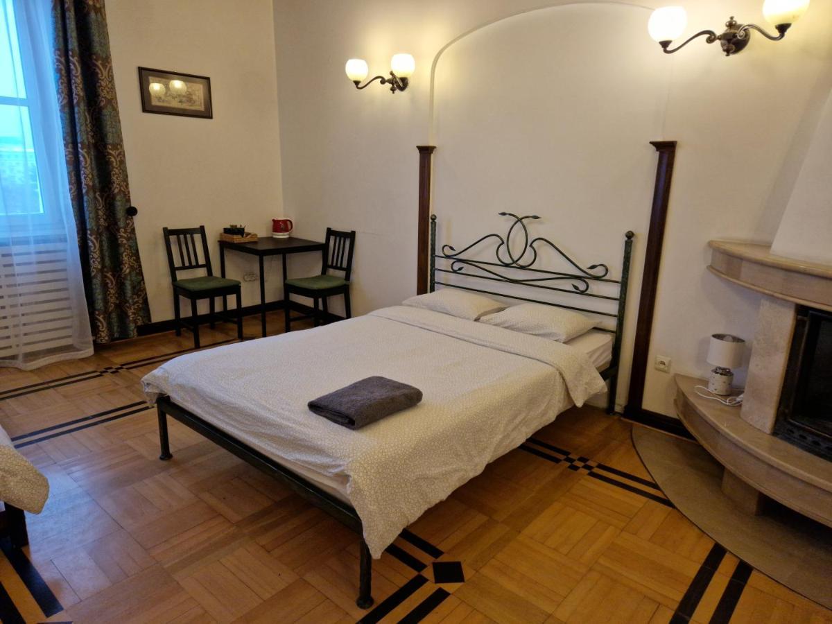 Green Wood Apartament Stara Ochota Varsó Kültér fotó